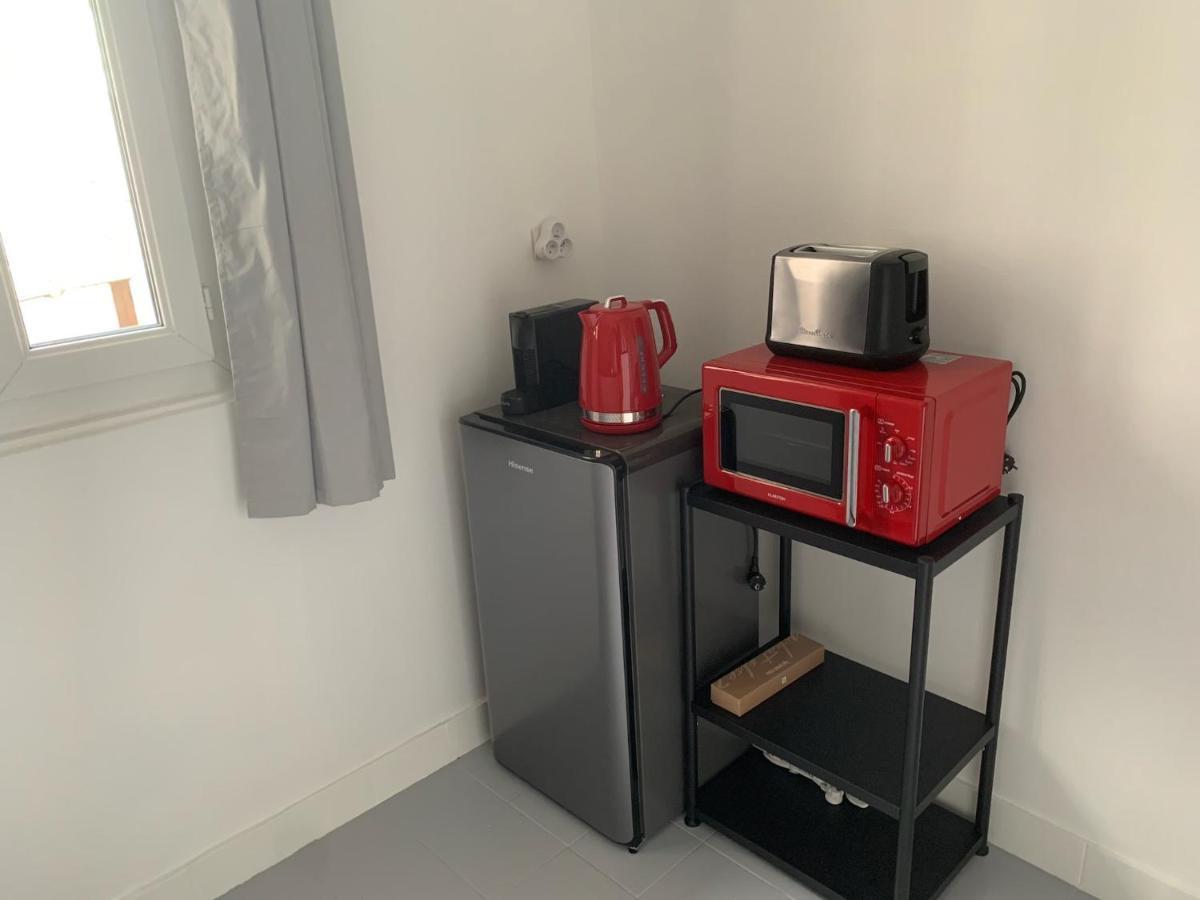 Studio Perfect For 2 Adults And 1 Kid, And Up To 2 Kids - Jourdain 20E, 25Mn To Louvre Via Line M11 Paris Exterior photo
