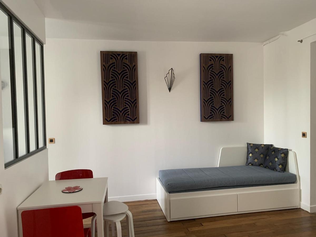 Studio Perfect For 2 Adults And 1 Kid, And Up To 2 Kids - Jourdain 20E, 25Mn To Louvre Via Line M11 Paris Exterior photo